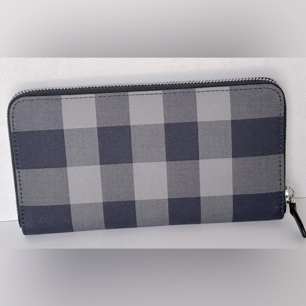 NEW $630 Burberry midnight blue and Red nova Check Wallet - Picture 8 of 9